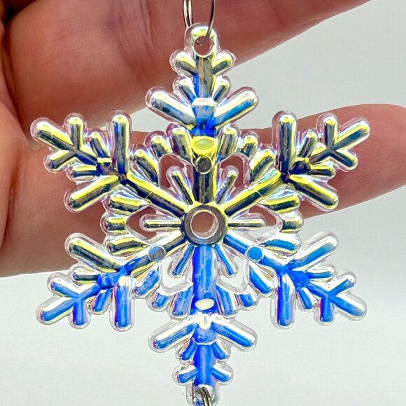Winter Wonderland Iridescent Snowflake Crystal Prism Sun Catcher Sun Hanging New - Picture 2 of 10